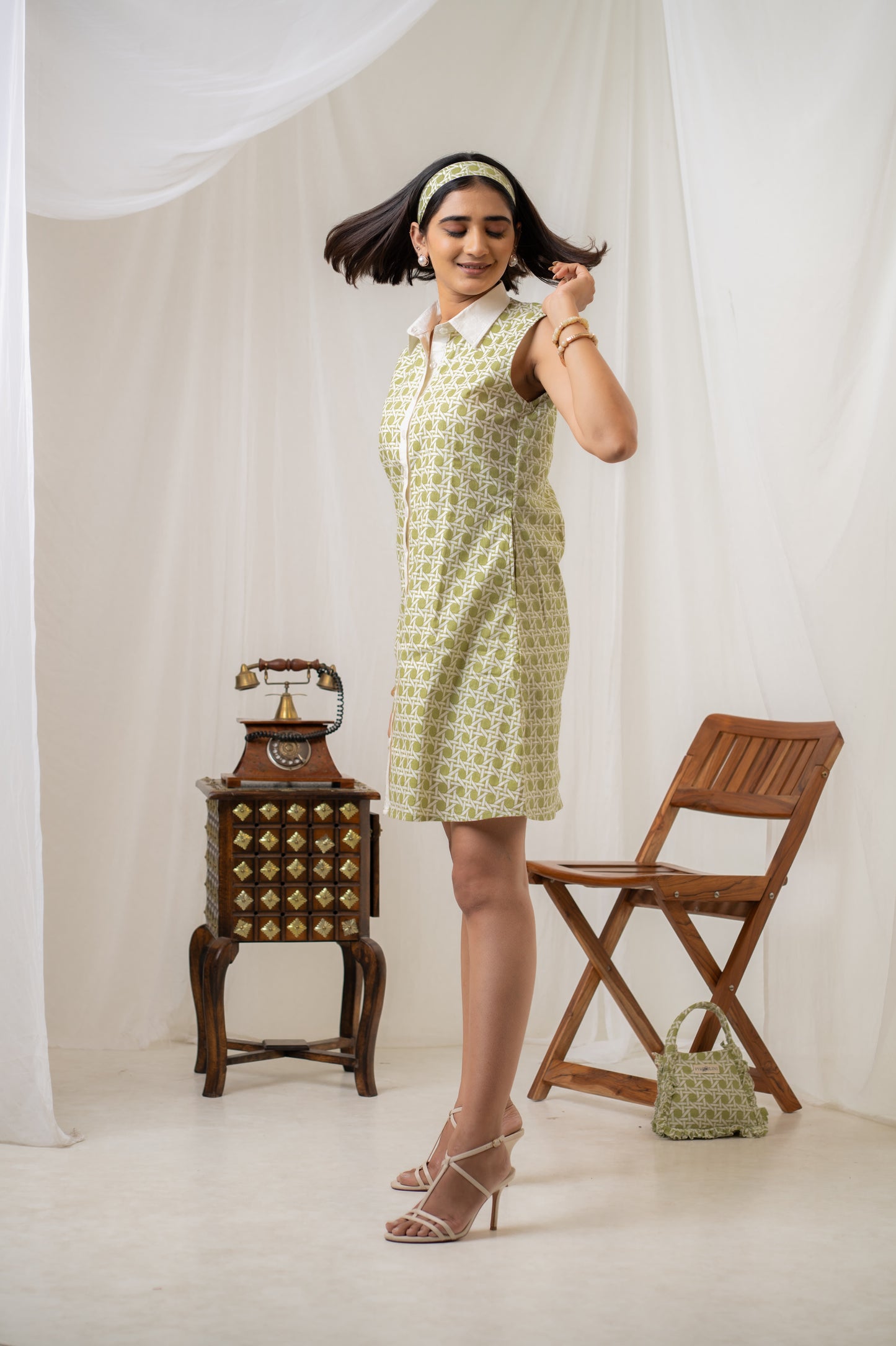 Eucalyptus Kiss (Pastel Green Dress)